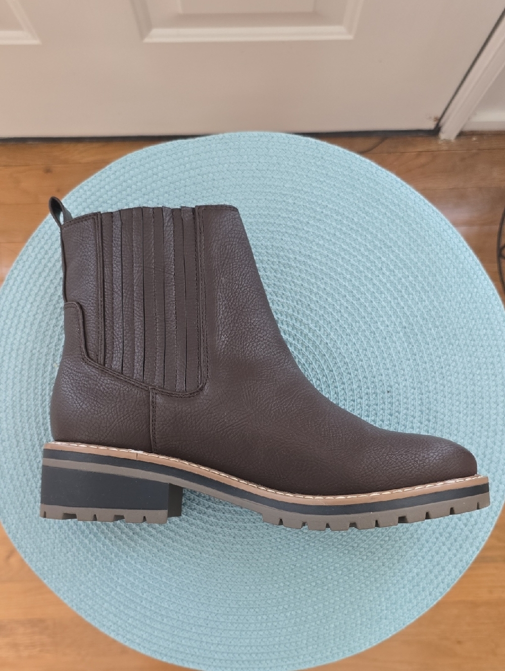Kensie Brand Women’s Brown Classic Pull-On Ankle Boots Size 8 - Picture 8 of 13